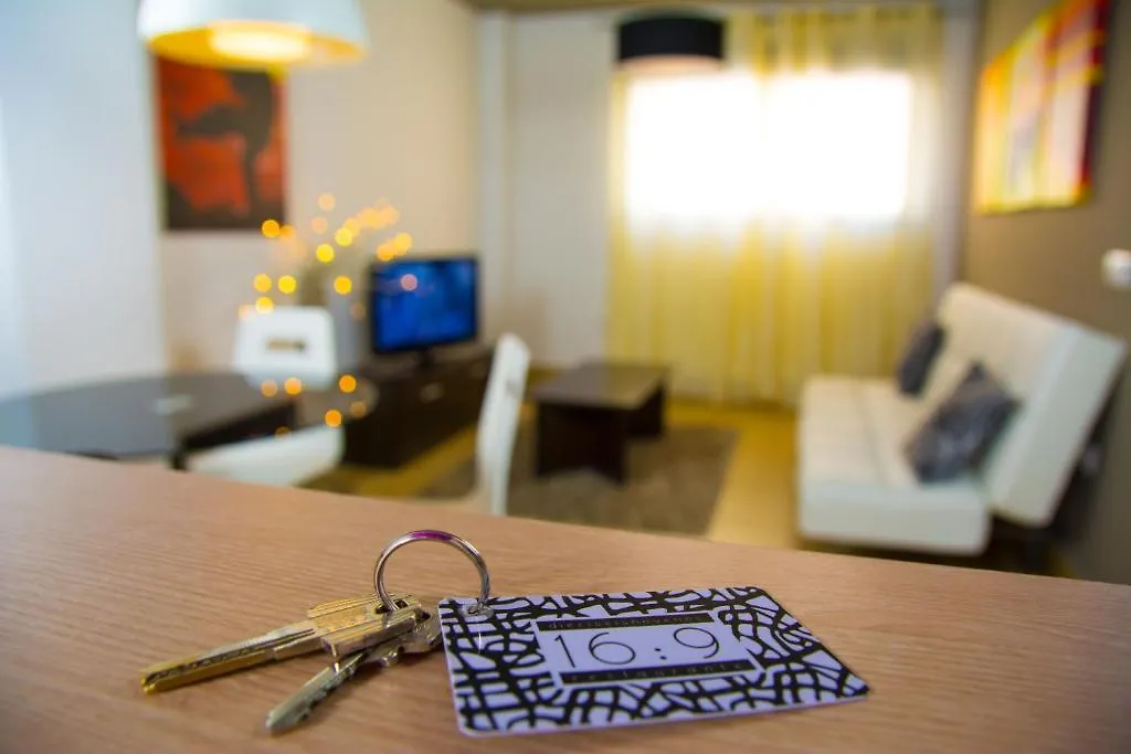 Apartamentos 16:9 Suites Almeria Apartment