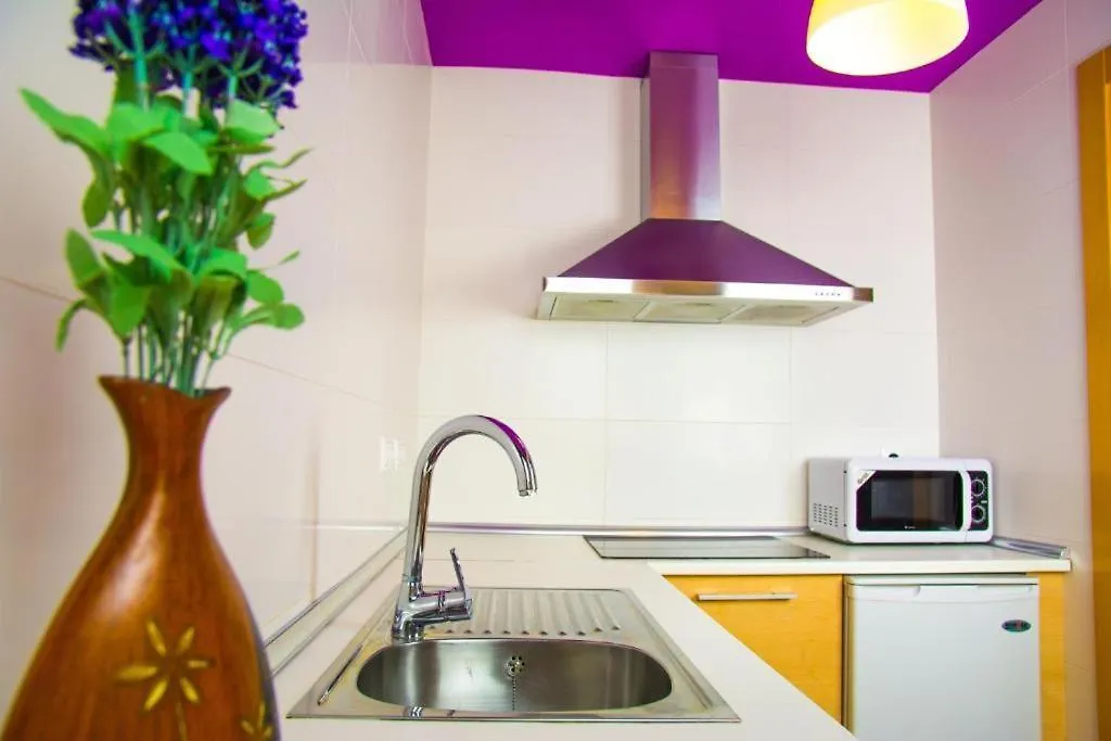 Apartamentos 16:9 Suites Almería Lejlighed